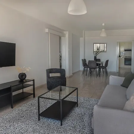 Lägenhet Phaedrus Living Seaview Phinikoudes Flat Larnaca