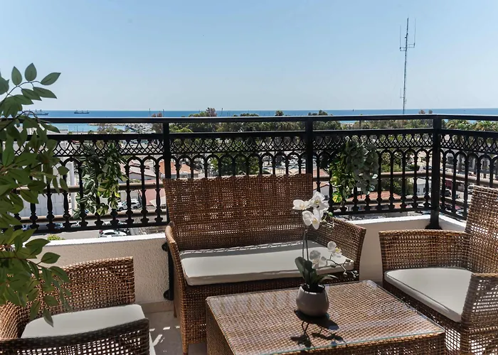 Phaedrus Living Seaview Phinikoudes Flat Apartamento
